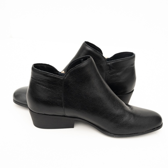 Aerosoles Collaroy Black Leather Ankle Booties Size 10M - Picture 10 of 12